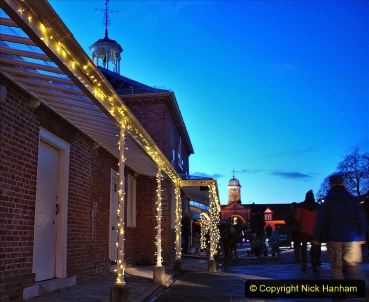 2019-12 20 Kingston Lacy (NT) Wimborne, Dorset Christmas Lights. (8) 008