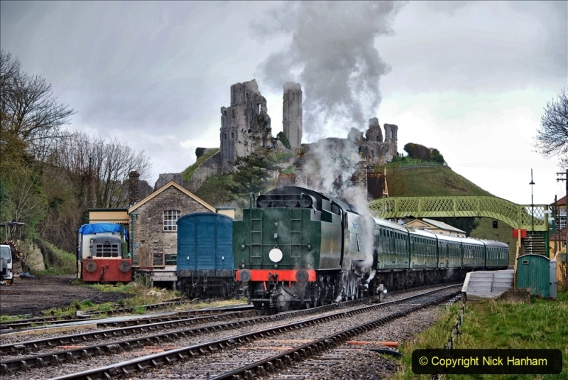 2021-04-12 SR First public train of 2021. (103) First down train return working at Corfe Castle. 103