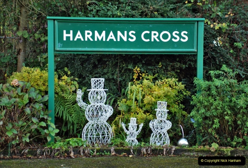 2021-12-01 Harmans X Station, Stock at Harmans X & Track Gang at Harmans X. (70) 070