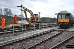 2021-12-20 Track Gang rail key replacement at Corfe Castle. (33) 033