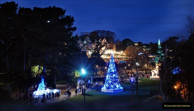 2021-12-20 Bournemouth Christmas Cracker and Lights. (102) 102