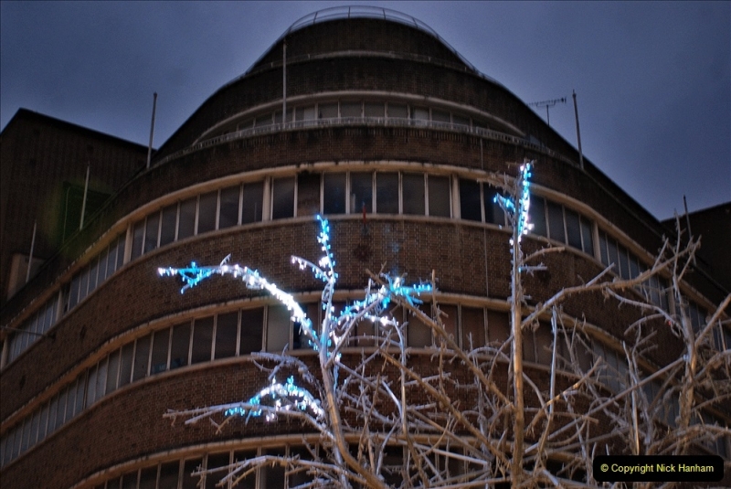 2021-12-20 Bournemouth Christmas Cracker and Lights. (86) 086
