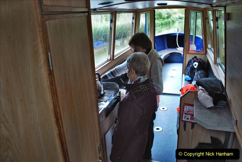 2021-05-19 Wiltshire Holiday Day 3. (26) Kennet & Avon Canal on a Sally Day Boat with friends. 026