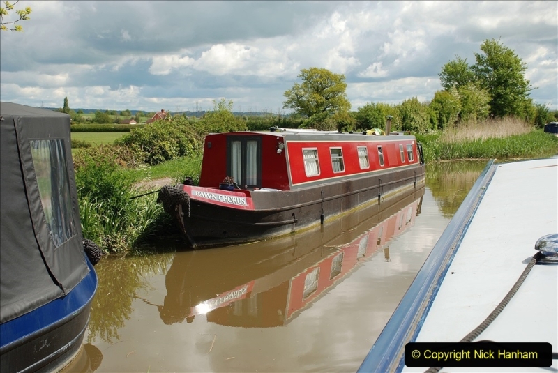 2021-05-19 Wiltshire Holiday Day 3. (66) Kennet & Avon Canal on a Sally Day Boat with friends. 066