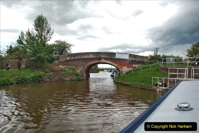 2021-05-19 Wiltshire Holiday Day 3. (95) Kennet & Avon Canal on a Sally Day Boat with friends. 095