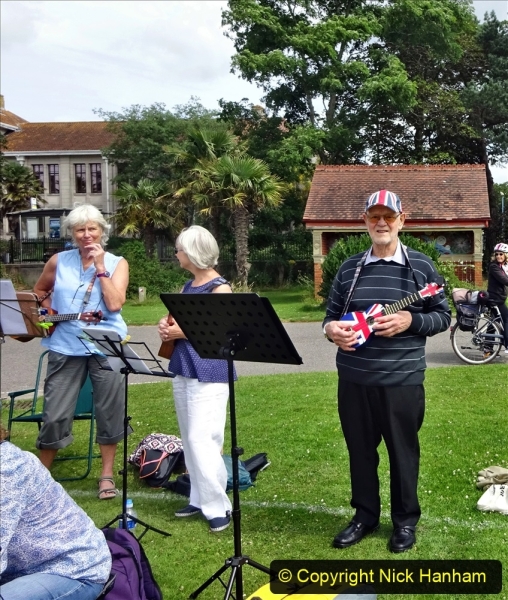 2021-07-29 Your Host with the U3A Ukulele Group at Poole Park supporting events in Poole, Dorset. (2) 006