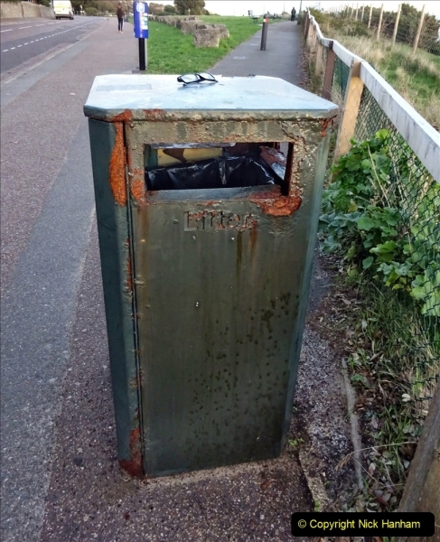 2021-11-04 Strange items at Bournemouth waste bins. (3) 040