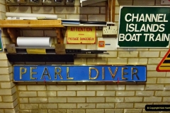 2021-09-10  Pearl Diver 60529. (3) 044