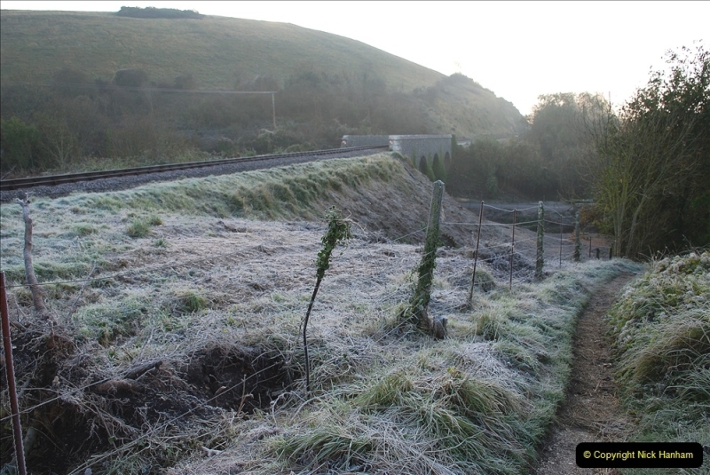 2021-11-03 Track Gang ongoing work at Corfe Castle Viaduct. (3) Very heavy frost. 003