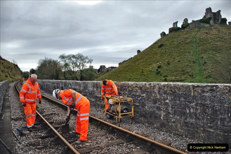2021-11-10 Track Gang work at Corfe Castle (plus Swanage & Norden). (96) 096