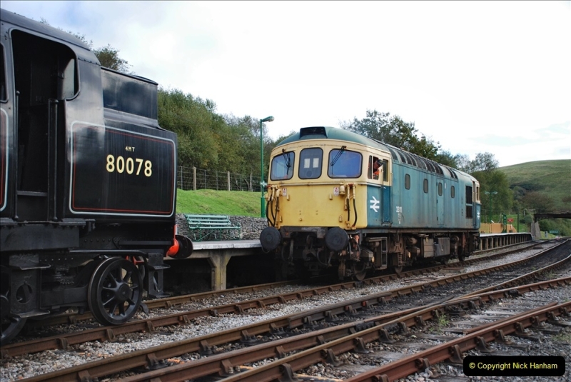 2021-10-22 One loco in 80078 and one loco out 80104. (133) 133