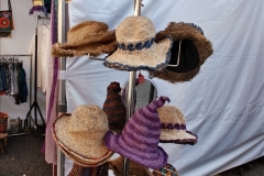 2021-09-04 Bridport Hat Festival. (6) In the town. 006