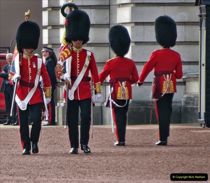 2021-09-20 Central London Break. (237) Changing the Guard at Buckingham Palace.  237
