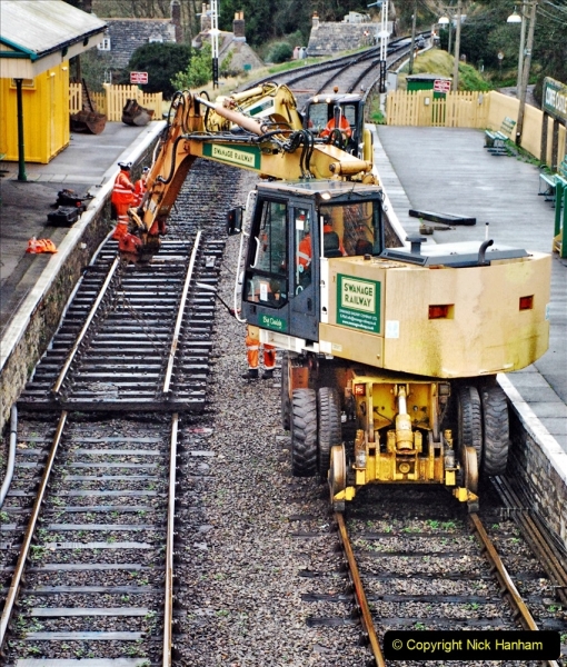 2022-01-10 Corfe Castle station track renewal. (71) 071