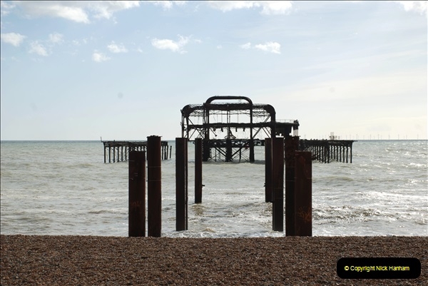 2019-03-11 to 13 Brighton, Sussex. (20) The ruins of the old West Pier.020
