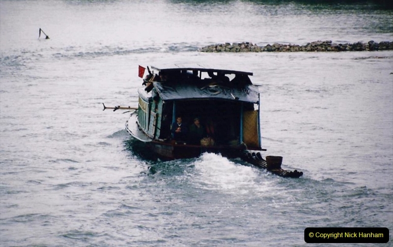 China 1993 April. (75) On the Li or Lijiang River  to Yangshuo. 075