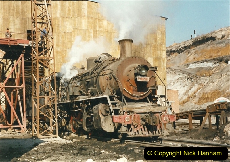 China 1999 October Number 1. (117) At Jalainur Opencast Coal Mine.
