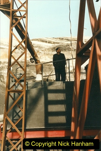 China 1999 October Number 1. (173) At Jalainur Opencast Coal Mine.