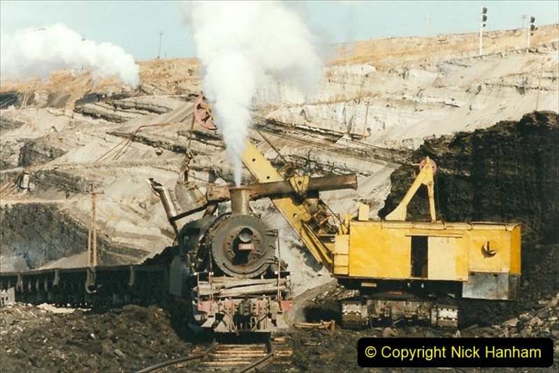 China 1999 October Number 1. (183) At Jalainur Opencast Coal Mine.