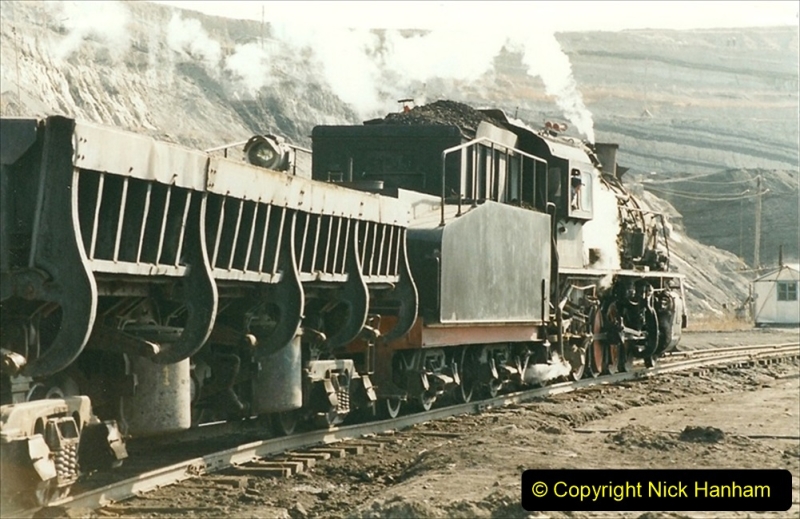 China 1999 October Number 1. (193) At Jalainur Opencast Coal Mine.