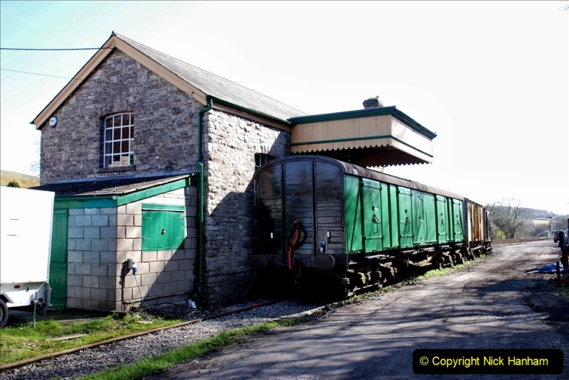 2020-03-23 Covid 19 shuts the Swanage Railway. (105) Corfe Castle. 105