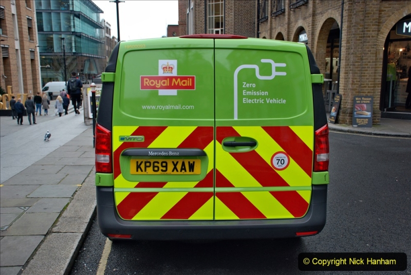 2019-12-16 London. (109) Royal Mail goes electric. 109