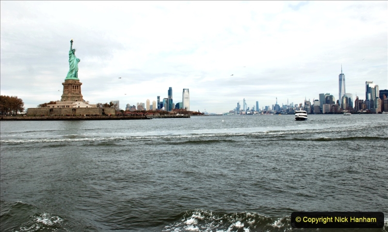 2019-11-10 New York. (211) Leaving Liberty Island foe Ellis Island. 211