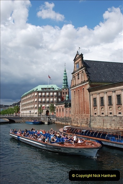 2009-07-08 Copenhagen, Denmark.  (52)175
