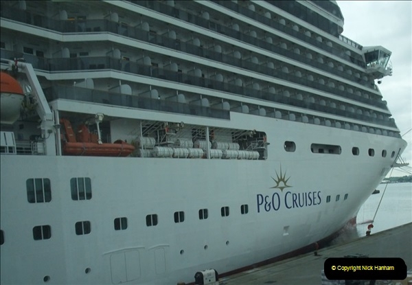 2012-05-22 P&O Arcadia ship visit.  (24)024