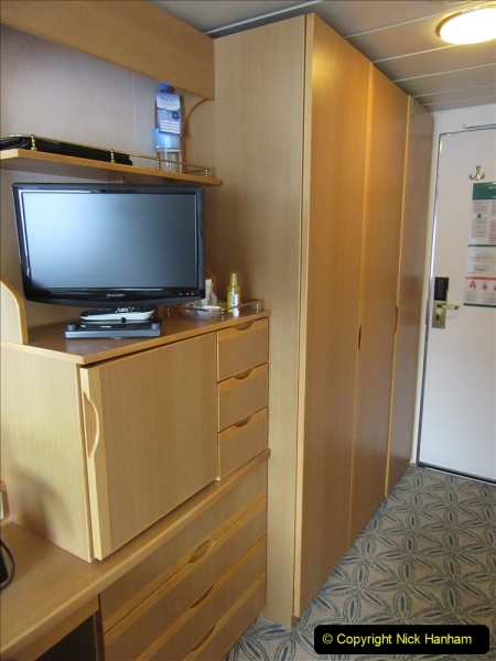 2019 June 28 to 05 July P&O MV Oriana France, Spain and Guernsey. (22) Our cabin. 022
