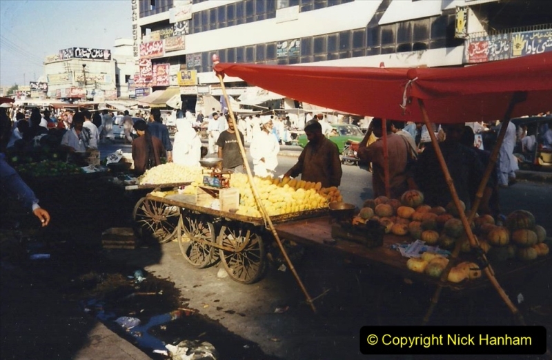 Pakistan and China 1996 June. (51) Karachi.  Local Market. 051