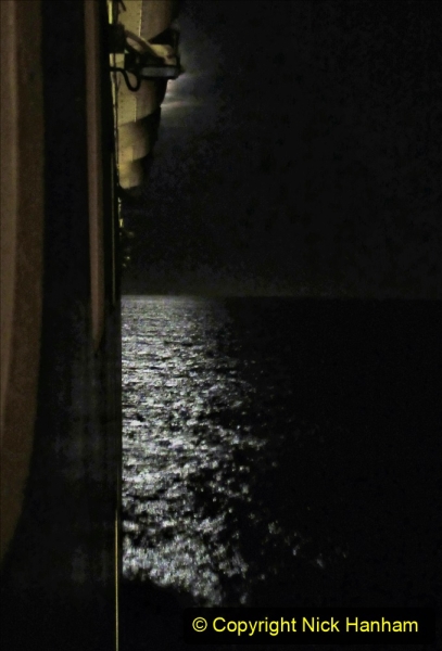 2019_11_03 to 17 Cunard's Queen Mary New York to Southampton @ first Literature Festival at Sea.  (30) An Atlantic Moon. 030