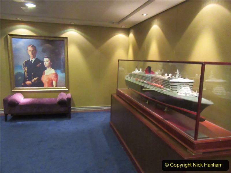 2019_11_03 to 17 Cunard's Queen Mary New York to Southampton @ first Literature Festival at Sea.  (38) An evening on QM2. 034