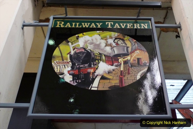 Railway Food. (201) Pub Signs. 201
