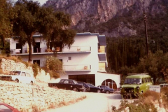 1980 Retrospective Corfu. (4) Odysseus Hotel at Paleokastritsa. 04