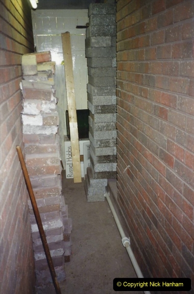 1989 April May June Your Host Building Cloakroom and shower room using alleyway between garage and house. (9)