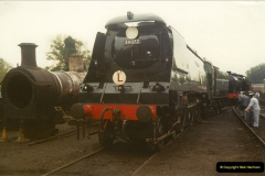 1990-10-17 Your Host and SR team visit the Bluebell Railway for driving experience on 34072.  (1)0805
