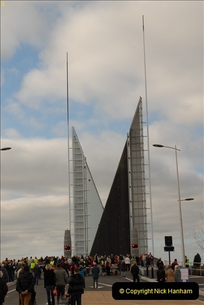 2012-02-25 Poole Twin Sails Bridge first day open to the public. (No Vehicles) (24)079
