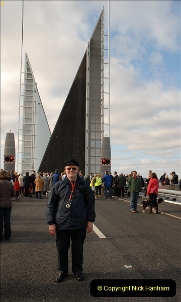 2012-02-25 Poole Twin Sails Bridge first day open to the public. (No Vehicles) (44)099