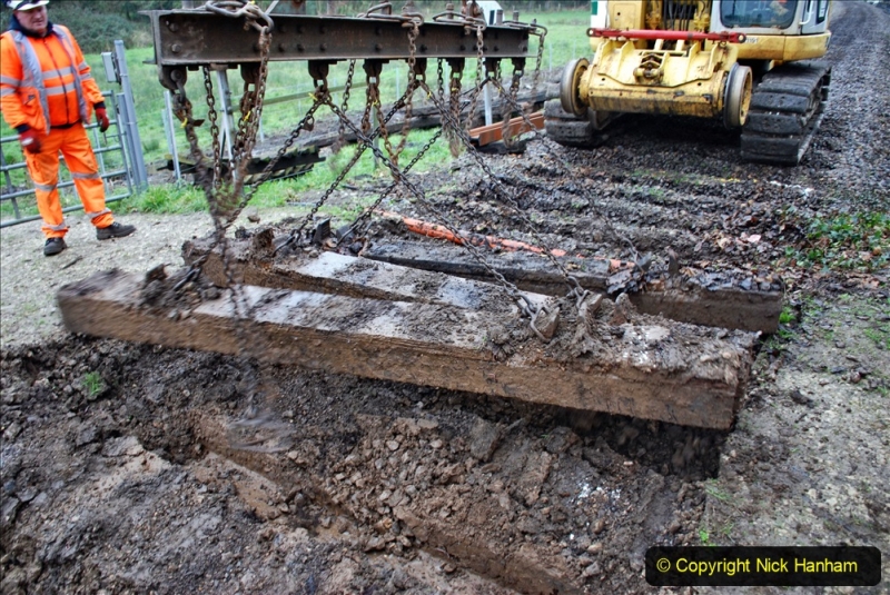 2020-01-07 Track renewal Cowpat Crossing to Just beyond Dickers Crossing. (107) 107