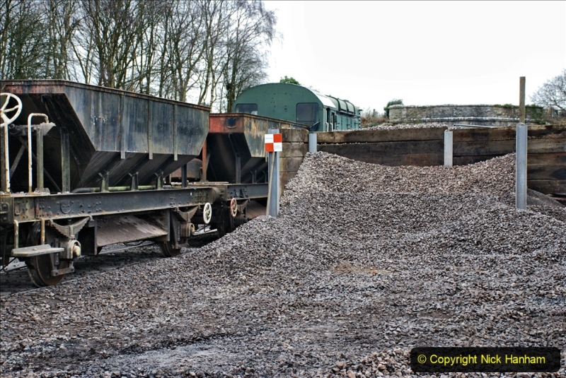 2020-01-24 Track renewall Cowpat Crossing to just past Dickers Crossing. (173) Ballast work. 173