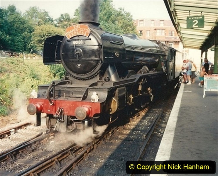 1994-07-18 to 22 Your Host spends a week driving Flying Scotsman.  (6) 026