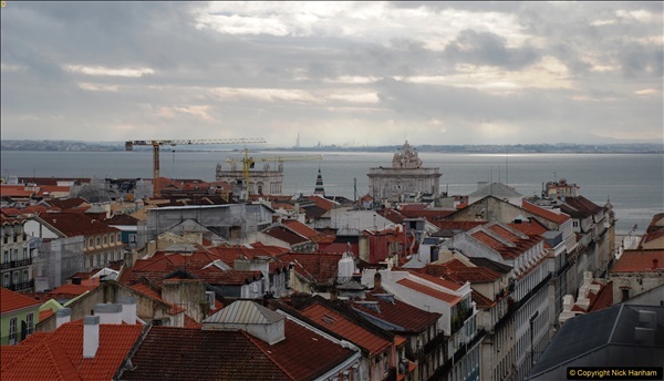 2016-12-01 Lisbon, Portugal.  (76)076