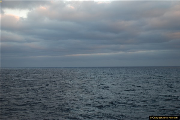 2016-12-03 At sea.  (3)44