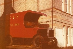 1976-2-Replica-1910-Mail-Van-@-Bournemouth-Sorting-Office.-239