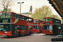 London Buses 1963 to 2007.  (332) 332
