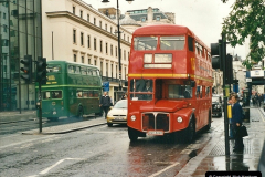 London Buses 1963 to 2007.  (512) 512