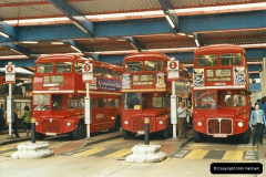 London Buses 1963 to 2007.  (552) 552
