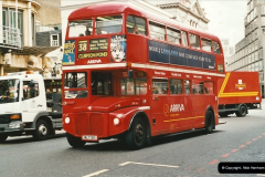 London Buses 1963 to 2007.  (587) 587