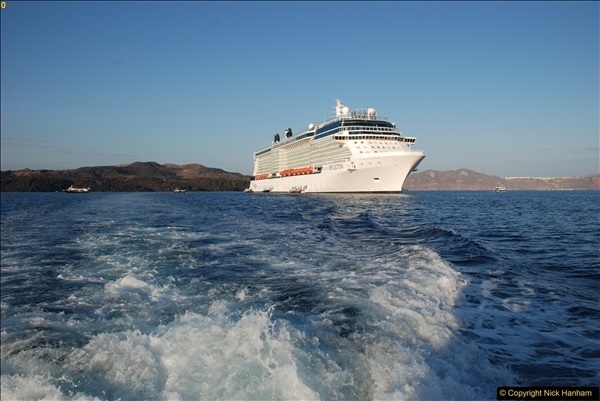 2010-10-06-Santorini-Greece.-13013